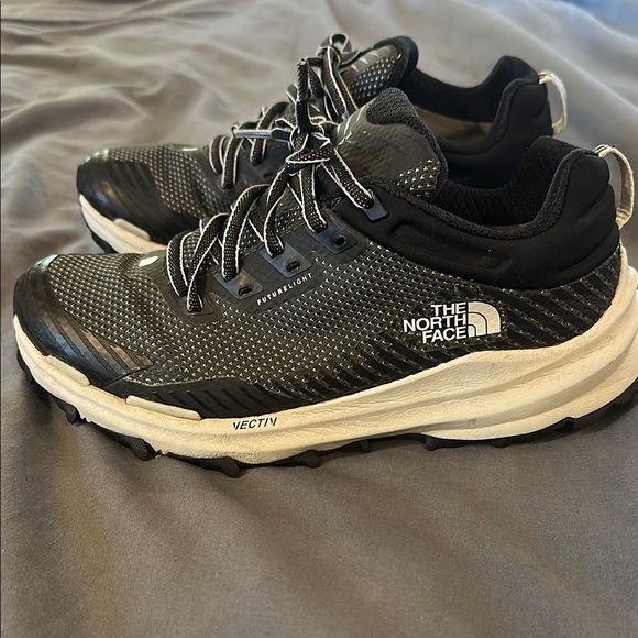 The North Face VECTIV Futurelight Fastpack Trail Shoes - Picture 1 of 14